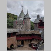 Burges, Castell Coch, photo by Jason.nlw, Wikipedia.jpg